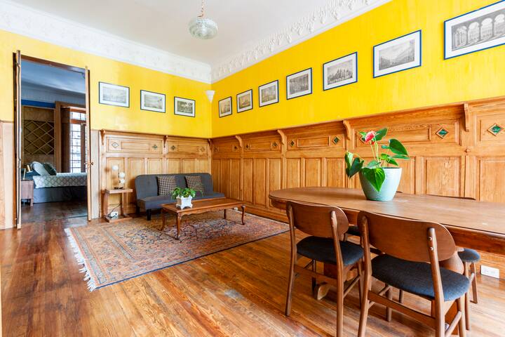 2BR big condo w/ terrace & amazing location gallery image 4