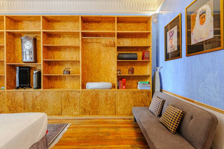 2BR big condo w/ terrace & amazing location gallery image 3