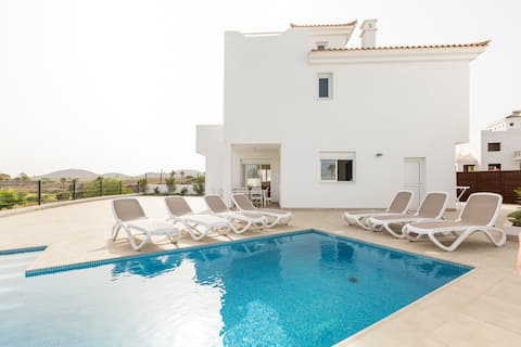 Villa 11 · Gold Princess