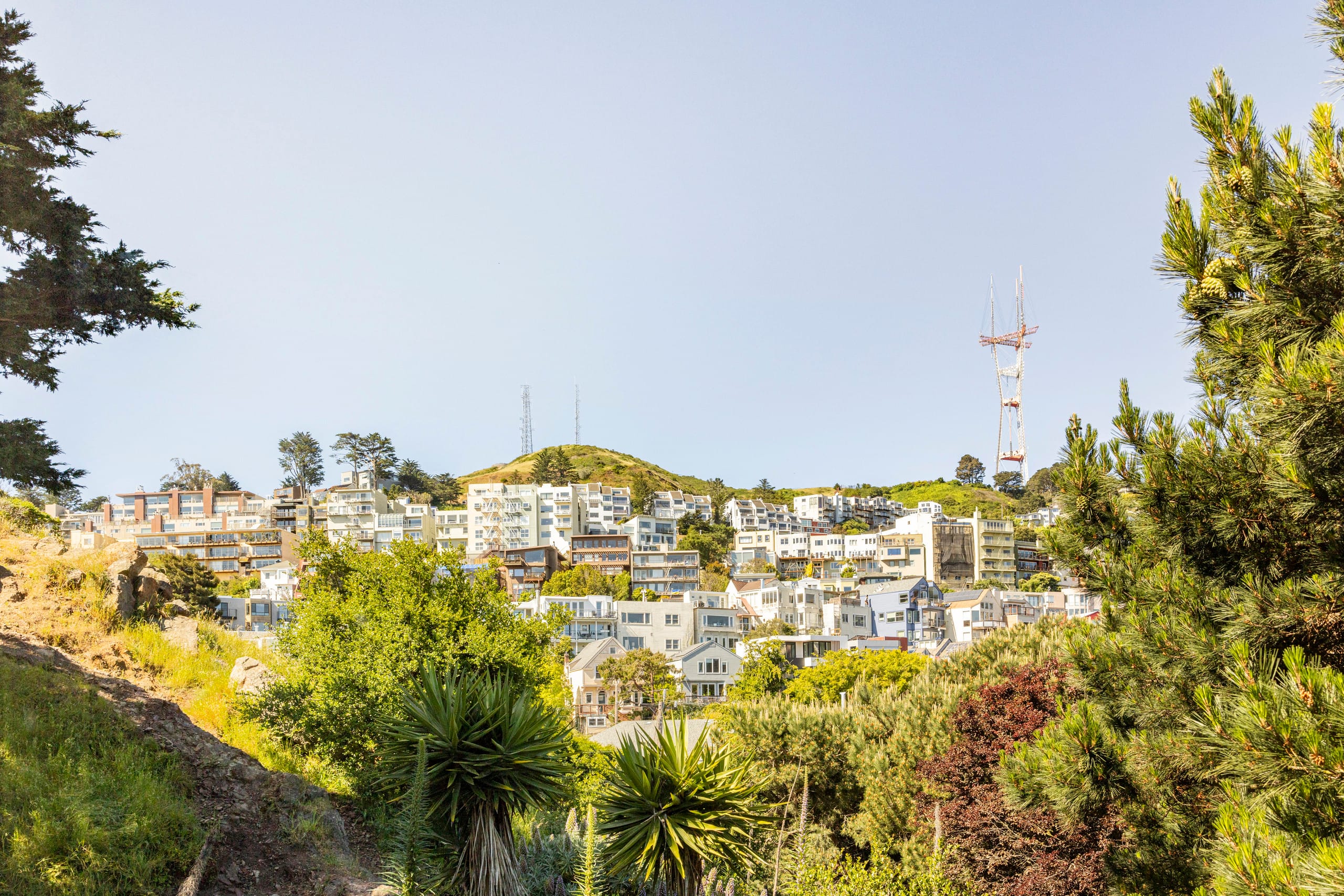 Condo in San Francisco · ★5.0 · 2 bedrooms · 2 beds · 1 bath - Image 34