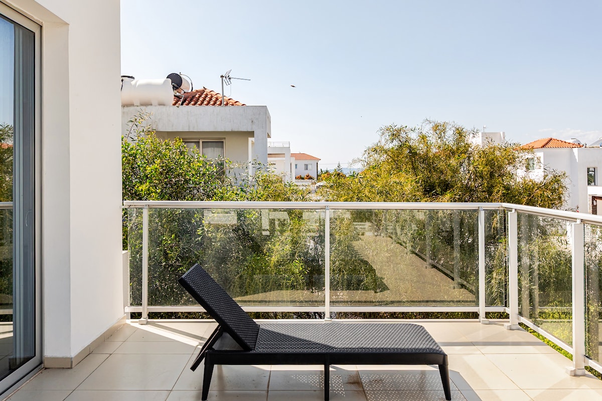 Dynamic pricing strategy for short-term rentals