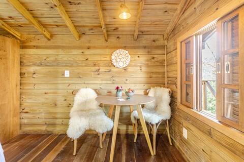Top Airbnb: Gracillis Cabin, tranquility with breakfast in Alfredo Wagner