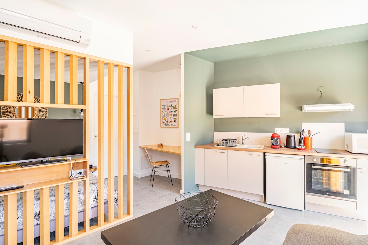 Airbnb con migliori performance: New studio, terrace, vineyard view, private parking a Collioure