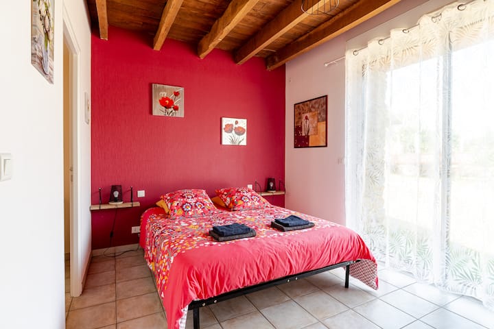 غرفة النوم 1