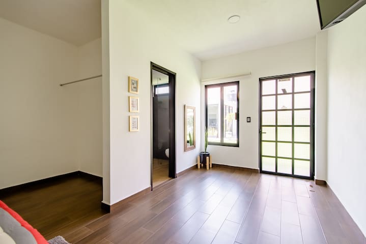 listing_image