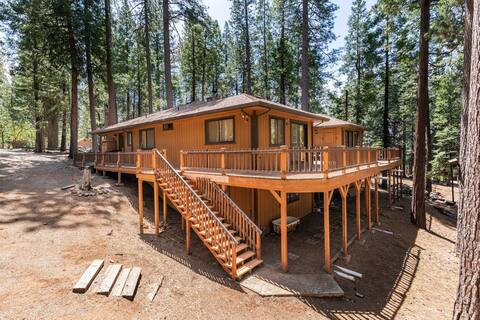 Spacious Mountain Get-Away 8 beds - 5 bedrooms