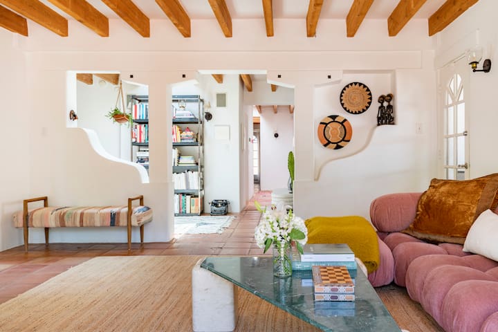 Serene Topanga Oasis gallery image 3