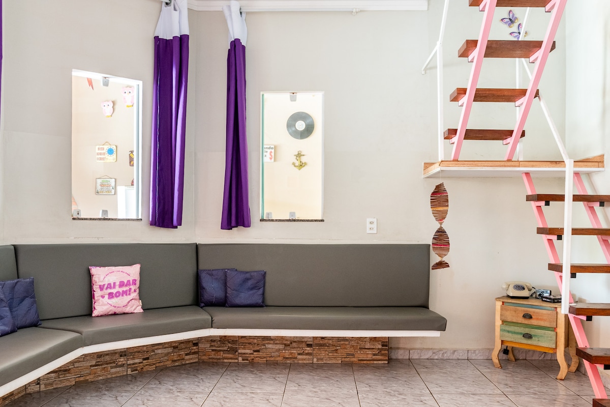 Top Airbnb: House in Itanhaém, right on the sand, corner with the beach em Itanhaém