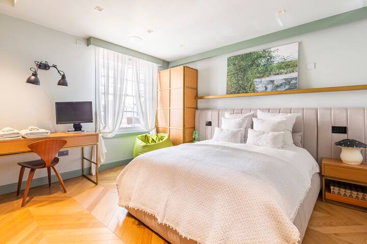 4 bedroom House and garden near Kensinghton Palace gallery image 4