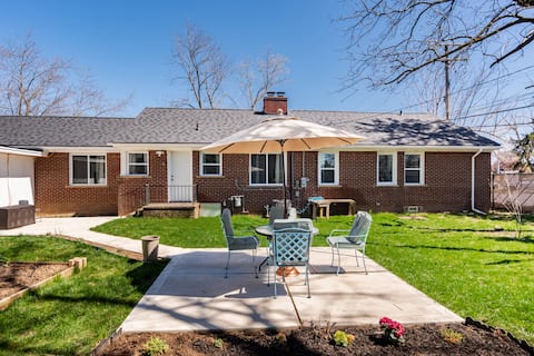 Global Vibe Parlor Renovated full kitchen&parking