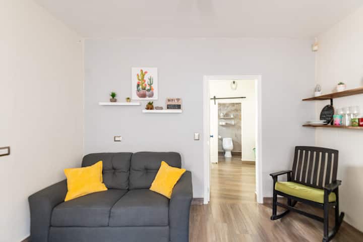 Comodo Departamento, Excelente Ubicación 2 - La Paz