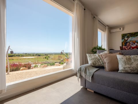 Top Airbnb: Villa with sea views near Punta Proscuitto a Taranto