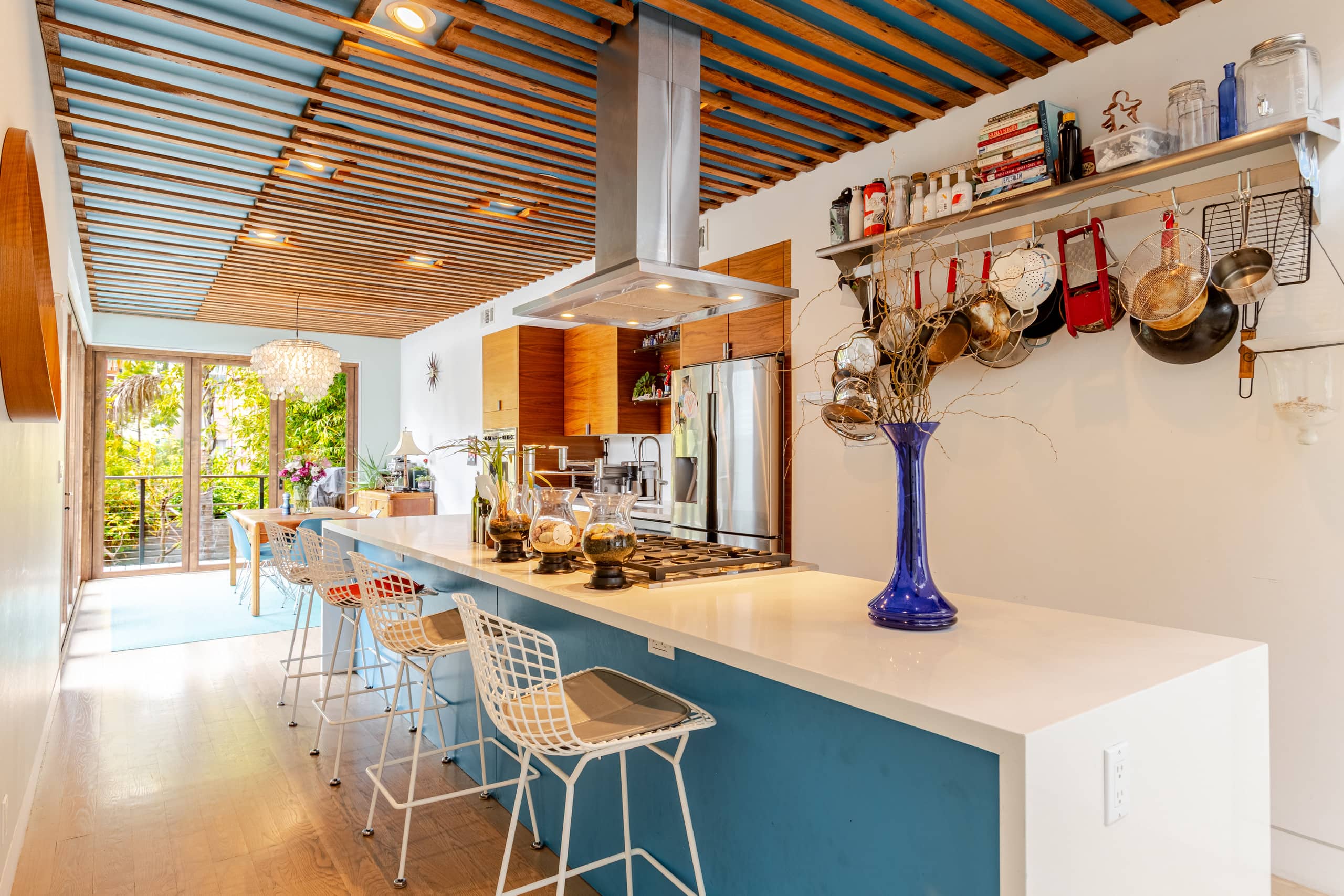 Home in San Francisco · ★4.94 · 3 bedrooms · 4 beds · 2 baths - Image 7