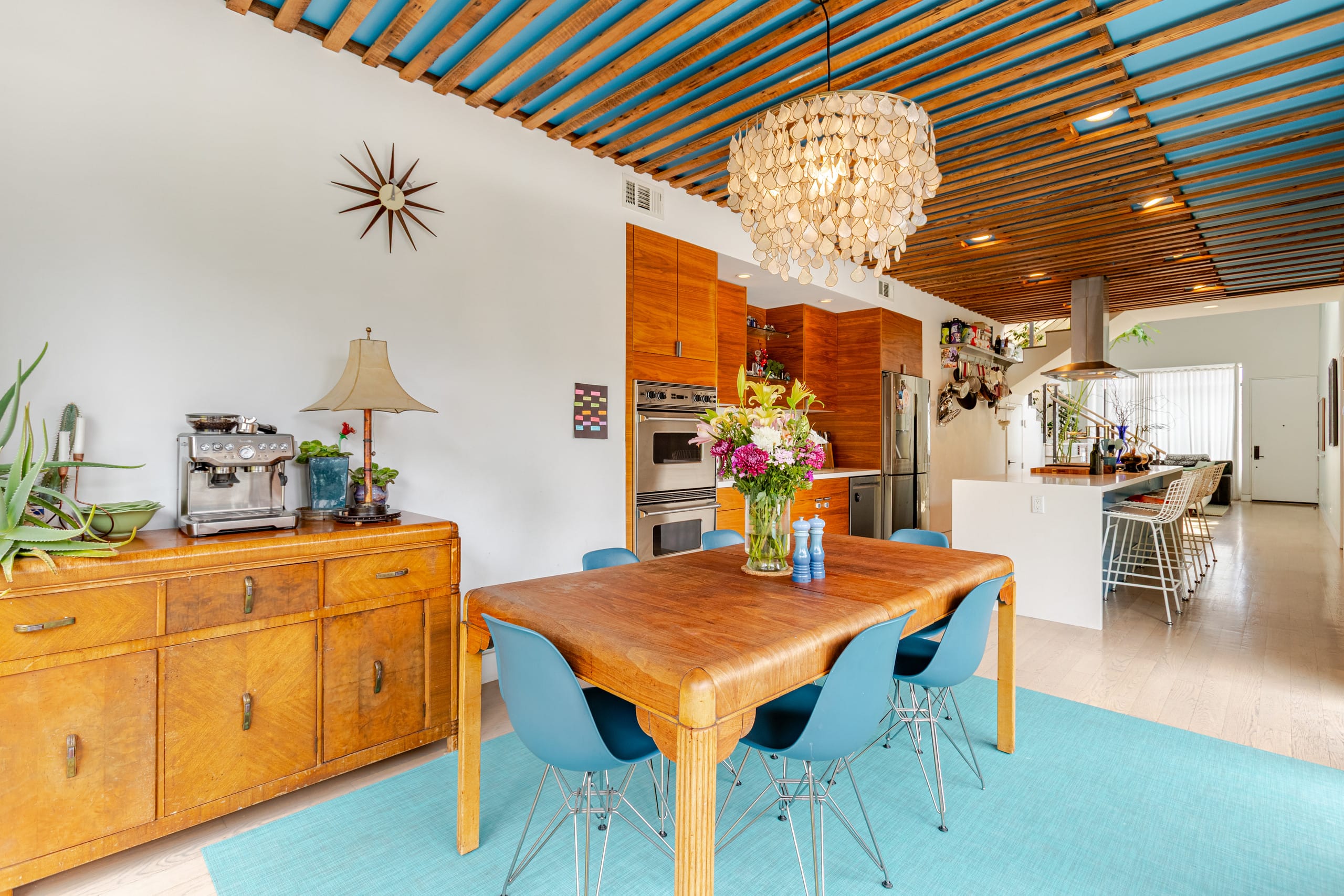 Home in San Francisco · ★4.94 · 3 bedrooms · 4 beds · 2 baths - Image 17
