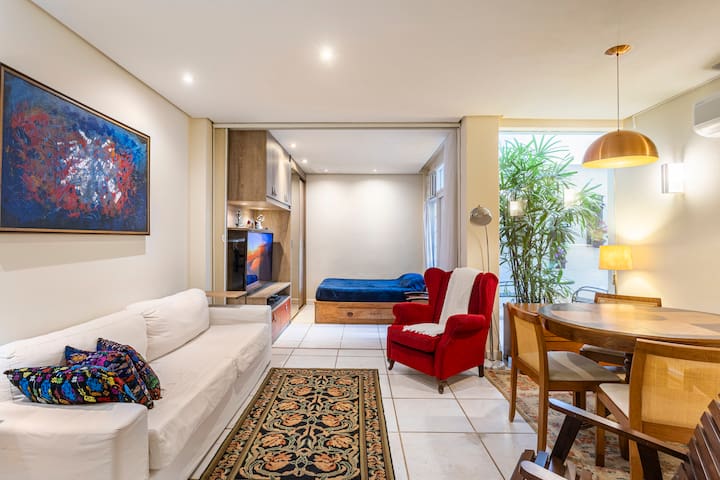 Quadrissima da Praia, Rua João Lira