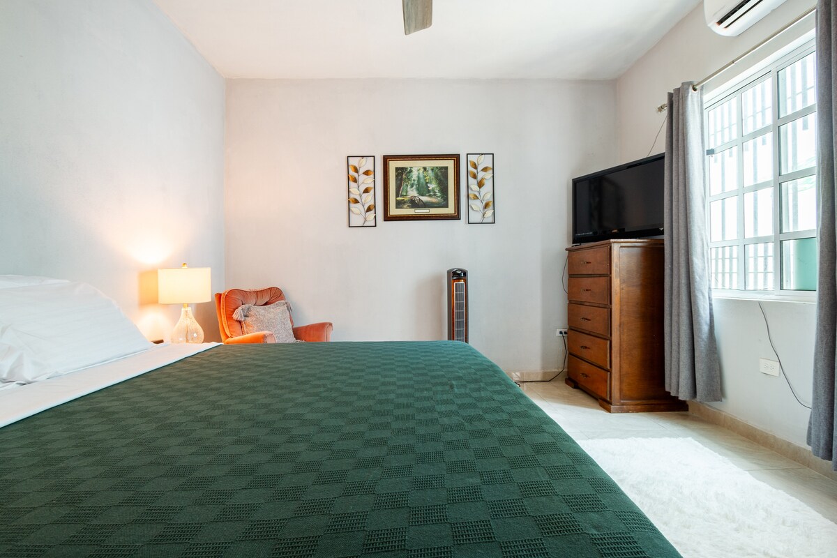 King Zize bed, klimaat en smart-tv. 