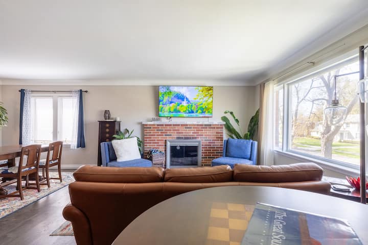 Pied-á-terre  King Suite  In Windmill Pointe - Gpp - Detroit, MI