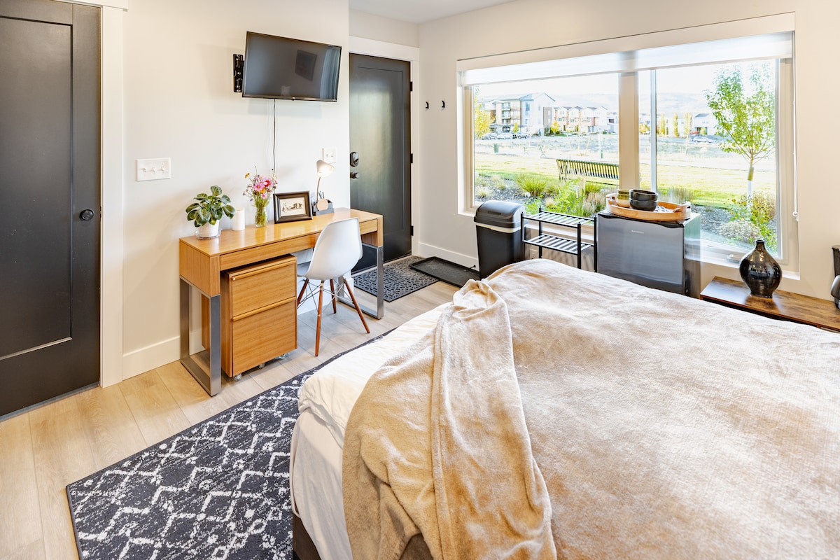 Cozy Park City Retreat