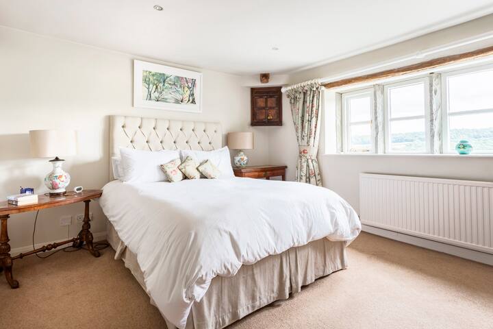 Master bedroom.