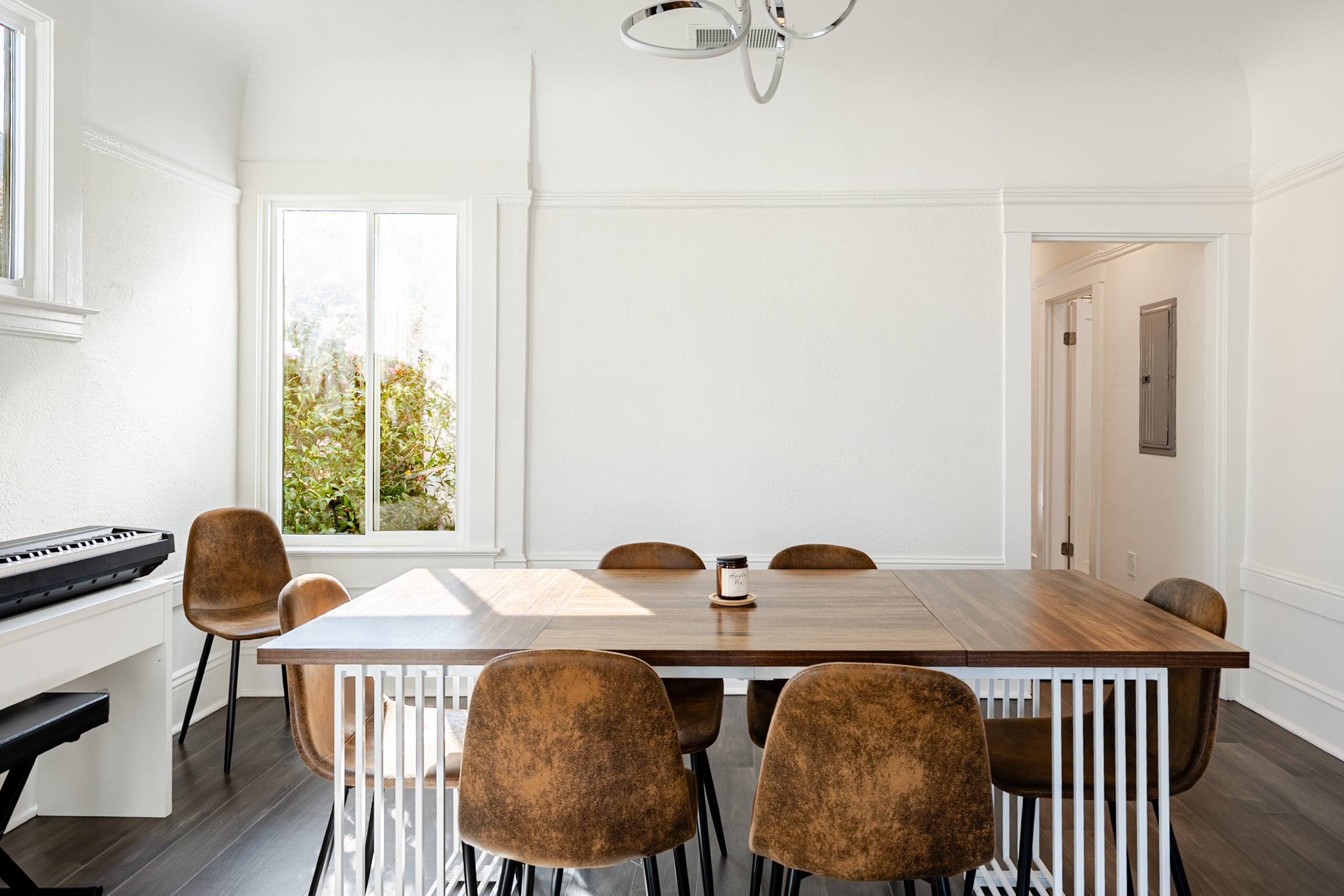 Home in San Francisco · ★4.9 · 3 bedrooms · 3 beds · 2 baths - Image 12