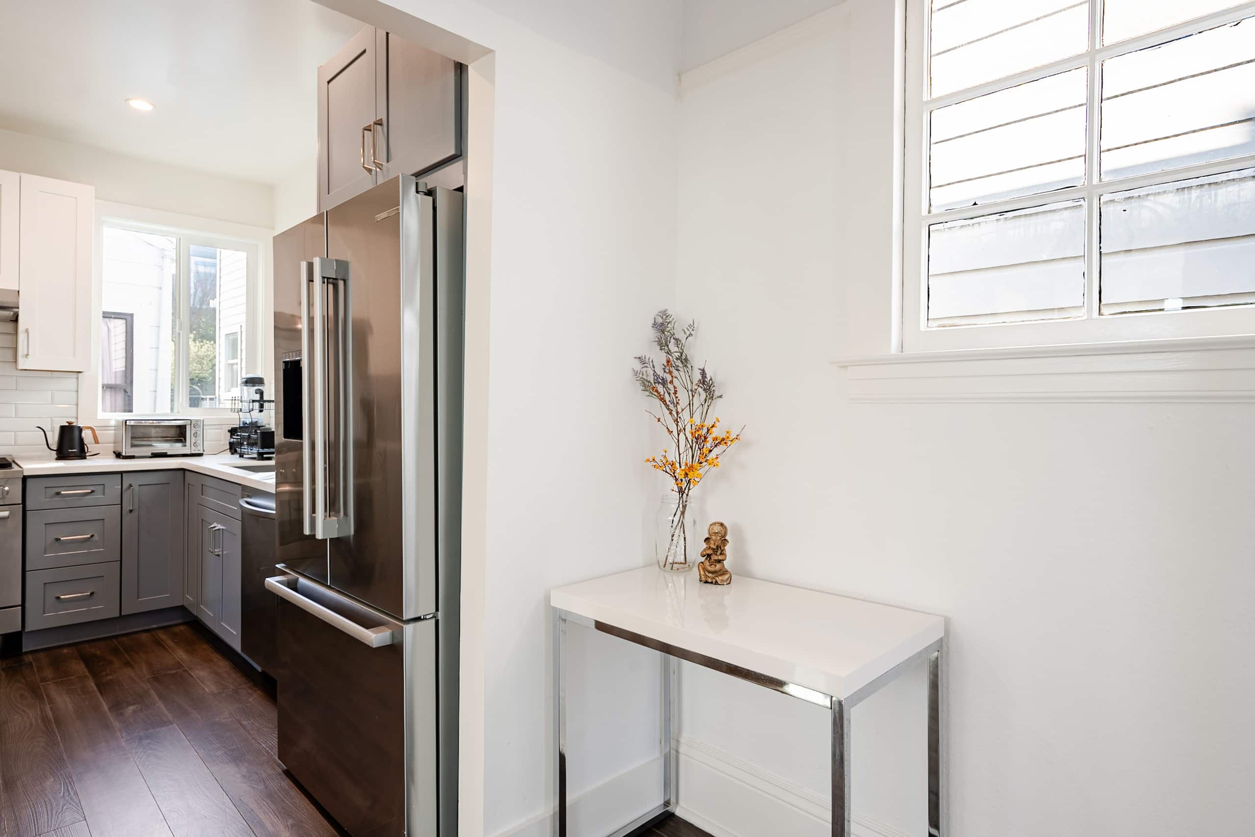 Home in San Francisco · ★4.9 · 3 bedrooms · 3 beds · 2 baths - Image 8