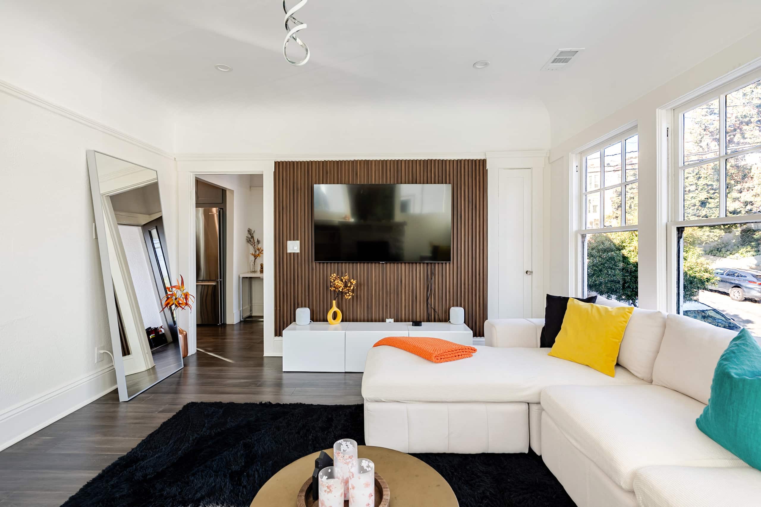 Home in San Francisco · ★4.9 · 3 bedrooms · 3 beds · 2 baths - Image 3