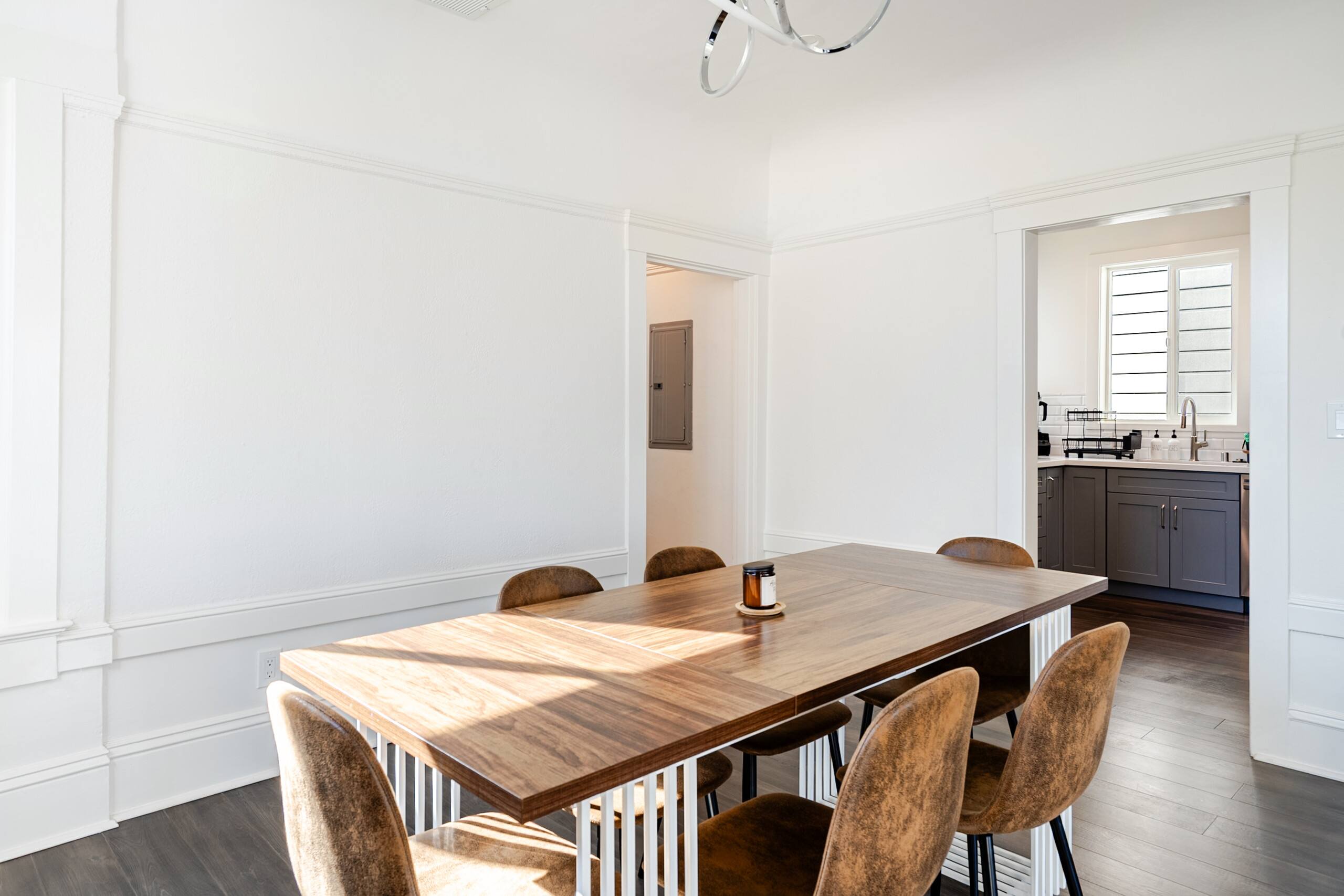 Home in San Francisco · ★4.9 · 3 bedrooms · 3 beds · 2 baths - Image 11