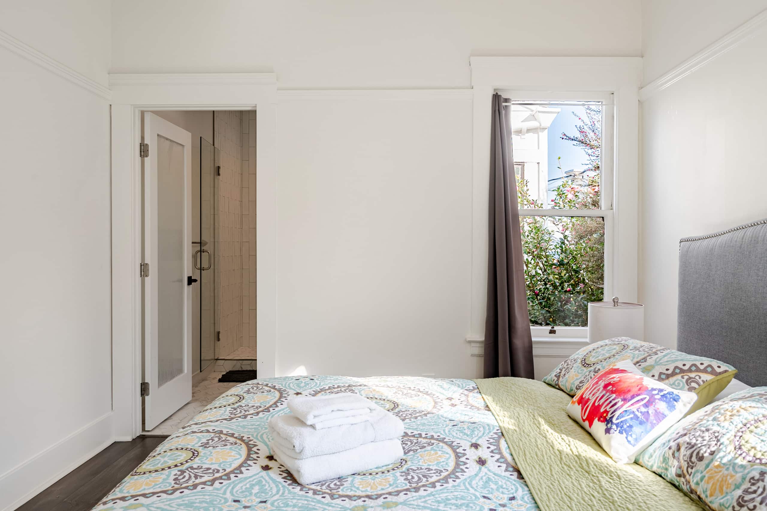 Home in San Francisco · ★4.9 · 3 bedrooms · 3 beds · 2 baths - Image 15