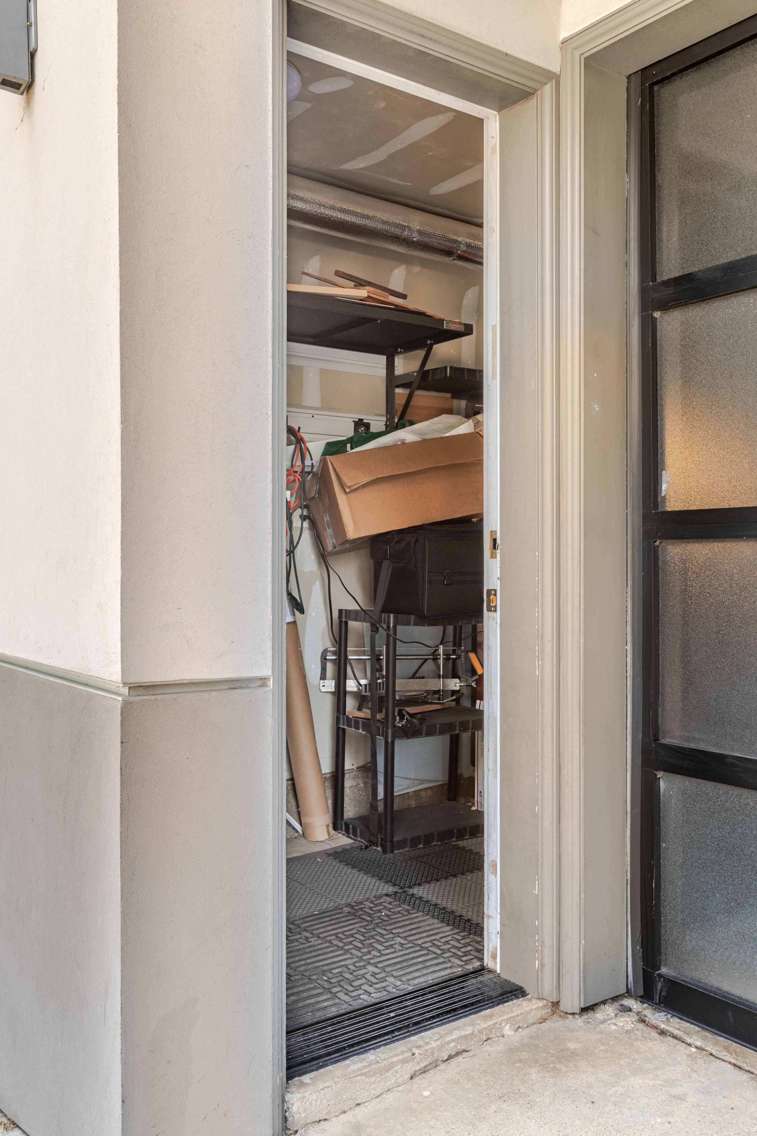 Home in San Francisco · ★4.9 · 1 bedroom · 2 beds · 1 bath - Image 39