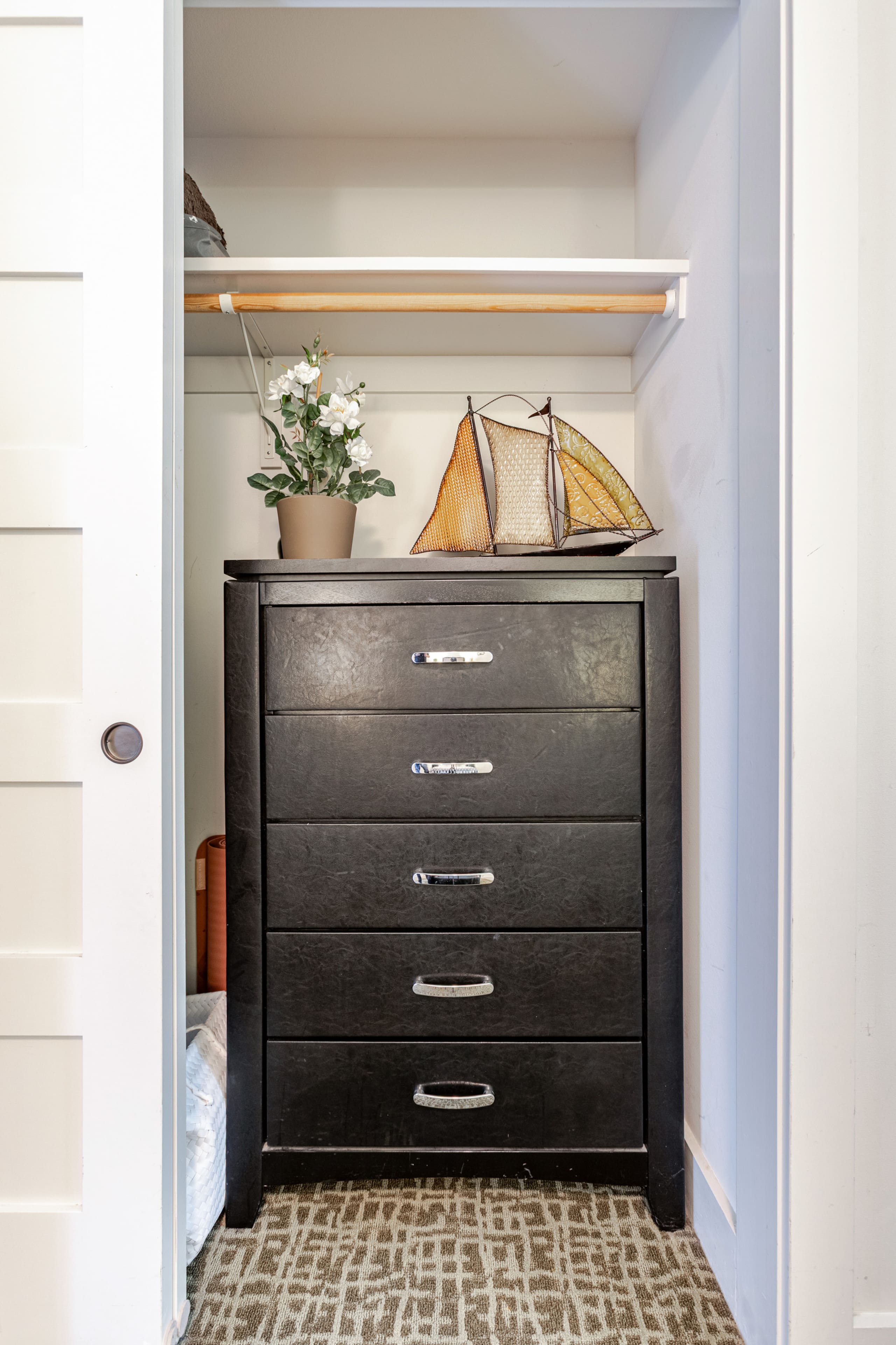 Home in San Francisco · ★4.9 · 1 bedroom · 2 beds · 1 bath - Image 41