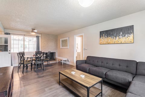 4 Bedroom Home w/ Pool and Game Den