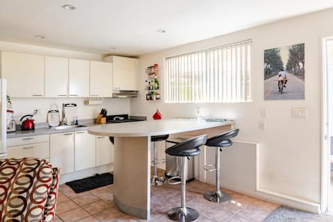 Charming and Quiet Loft in the South Bay