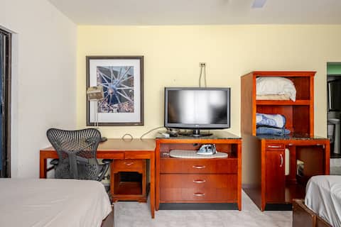 Spacious and Comfortable House with All MY Services