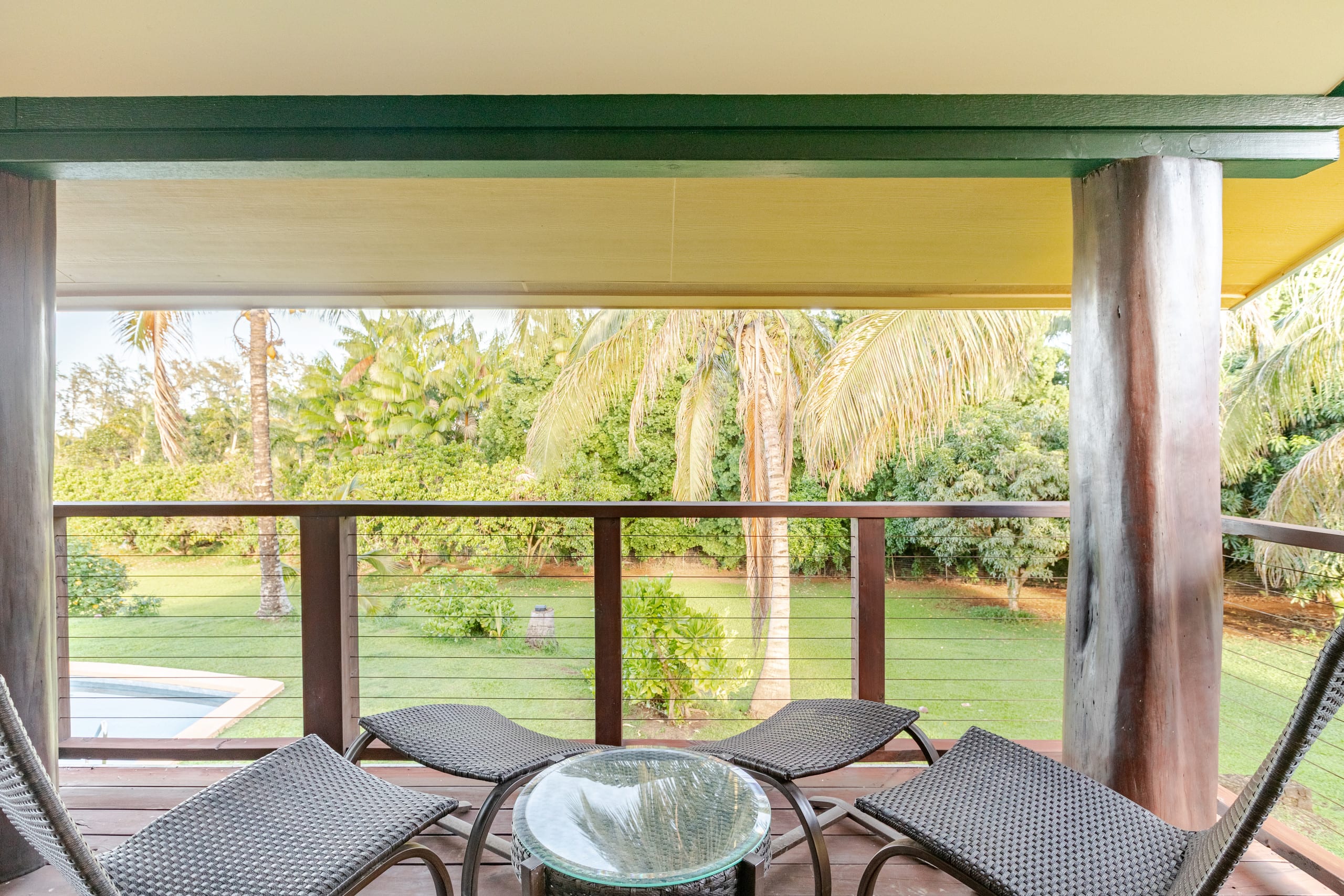 Oceanfront gated estate w/heated saltwater pool. - Photo 43