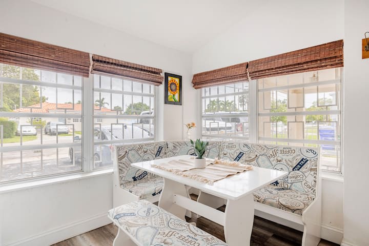 Minutes From Coral Gables And Calle Ocho - Coral Gables, FL