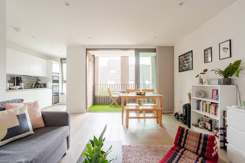 Top Airbnb: Modern 1-bed flat, Spitalfields in Tower Hamlets