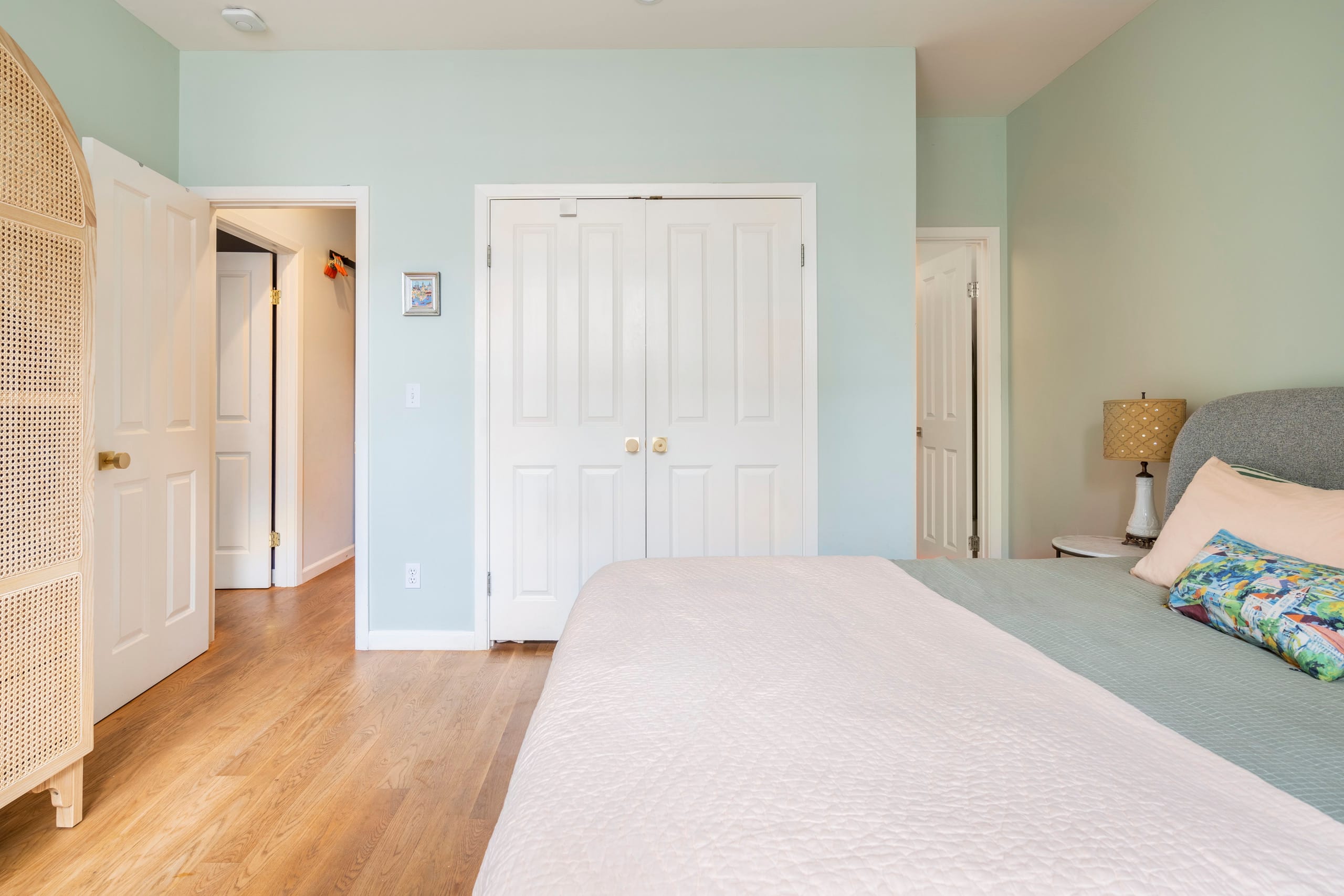 Home in San Francisco · ★4.91 · 3 bedrooms · 4 beds · 2 baths - Image 12