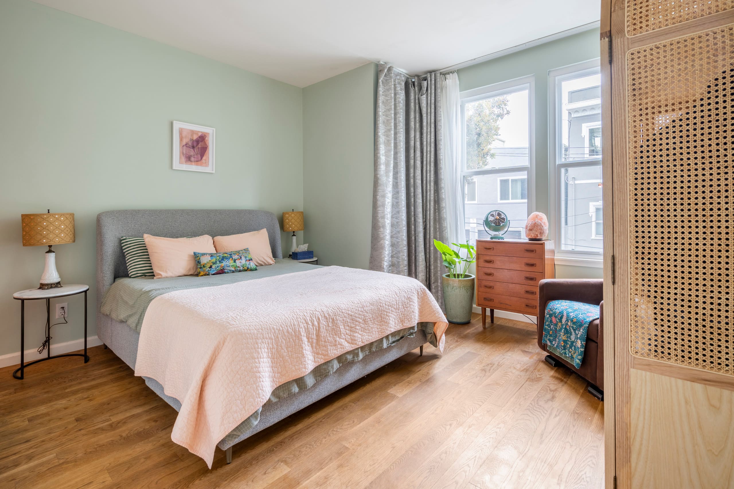 Home in San Francisco · ★4.91 · 3 bedrooms · 4 beds · 2 baths - Image 13