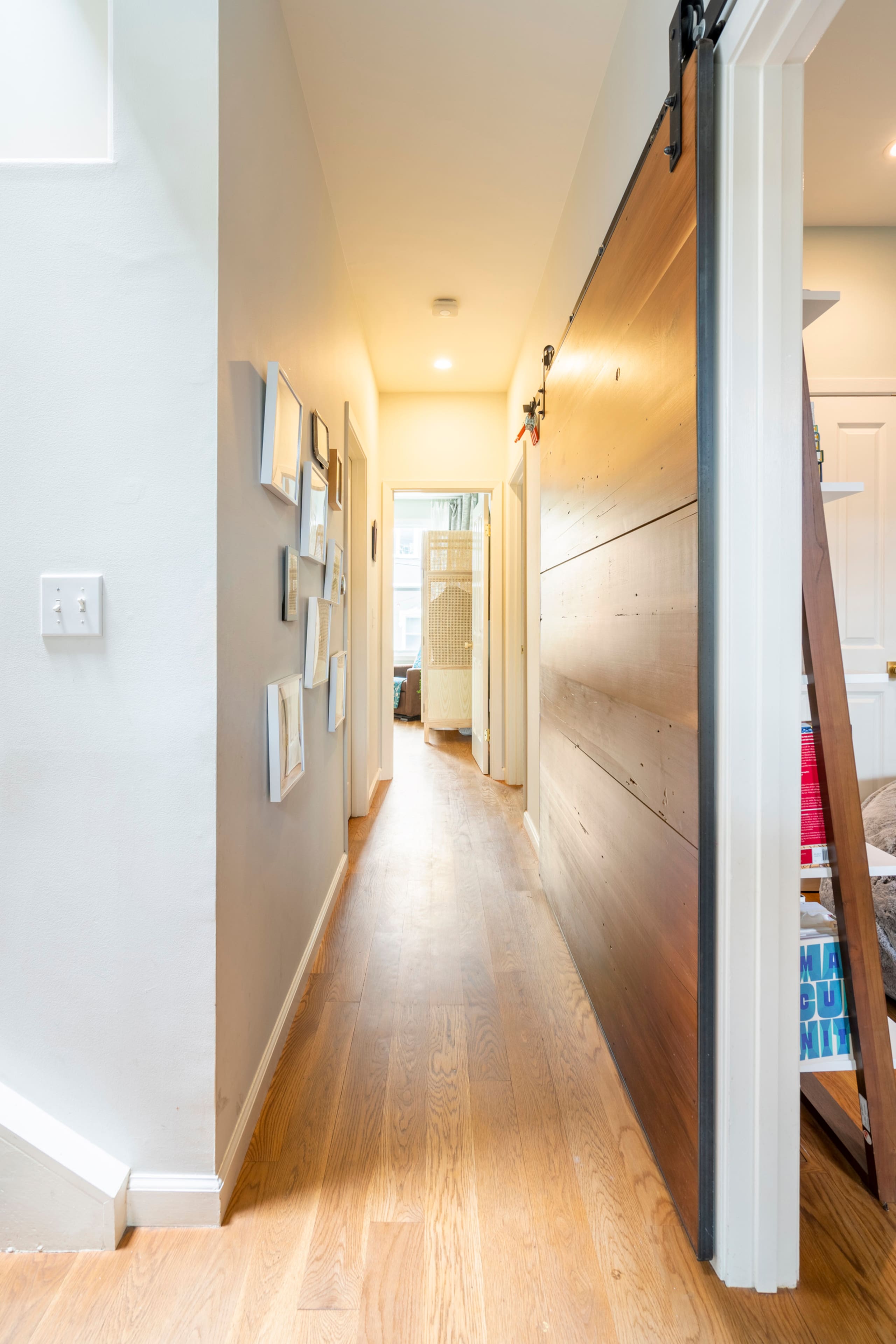 Home in San Francisco · ★4.91 · 3 bedrooms · 4 beds · 2 baths - Image 38