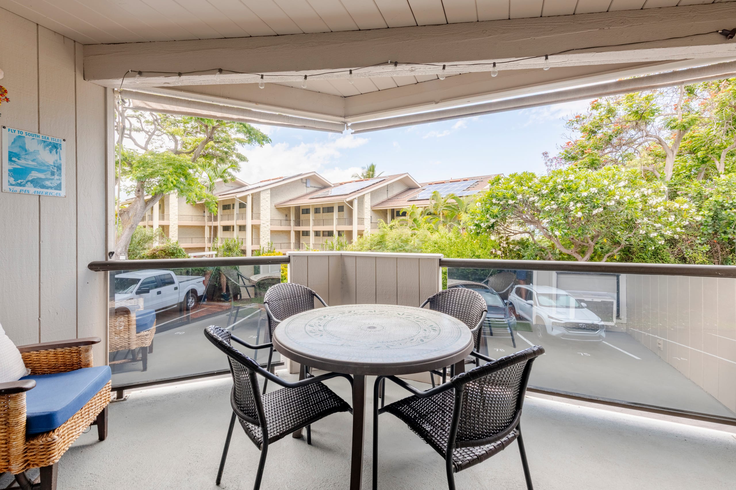Ideal Location, in Town, Clean and Convenient - Image 1