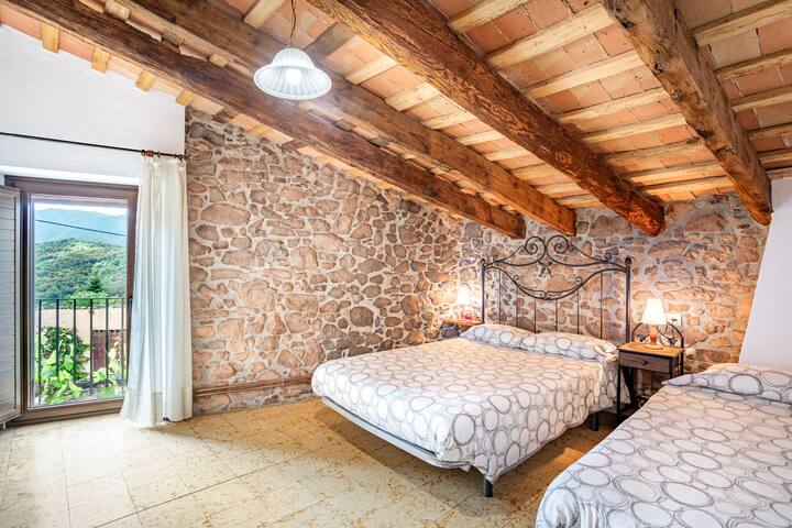 Quarto para a família com vista para Les Agudes(Parque Natural del Montseny)
