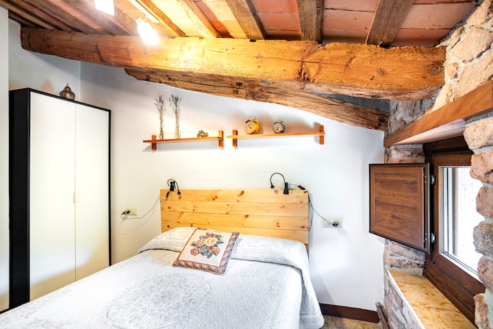 Quarto no andar de cima.