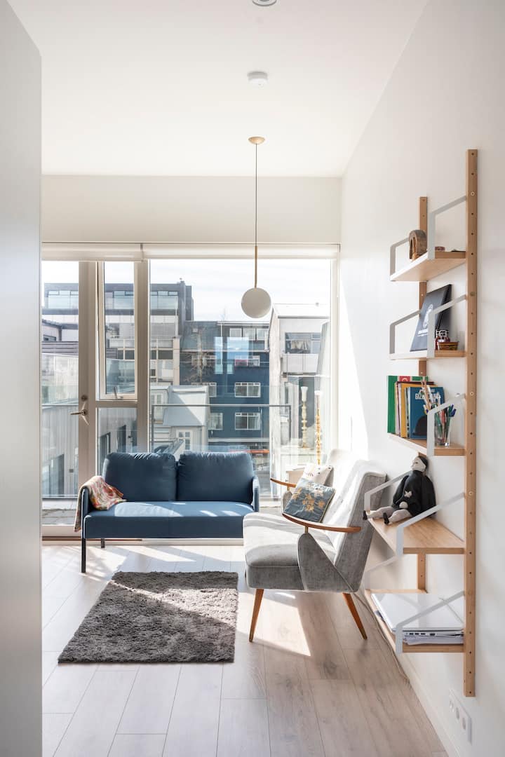 Private Room In Downtown - Reykjavik