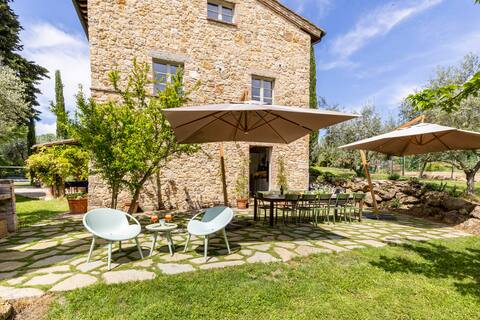 Luxury Serviced Family Villa - Pool/Hot Tub *A/C*