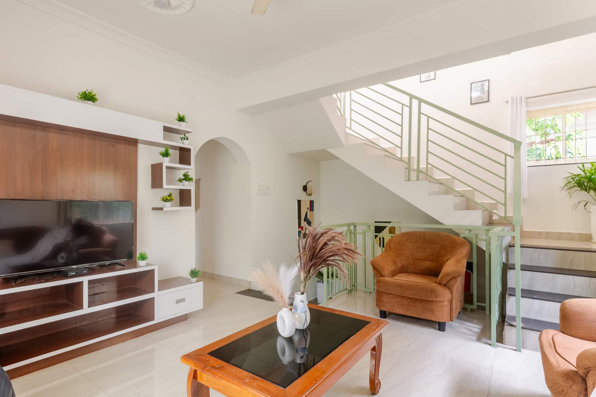 Luxury 4BHK Villa with Private Pool | Caretaker