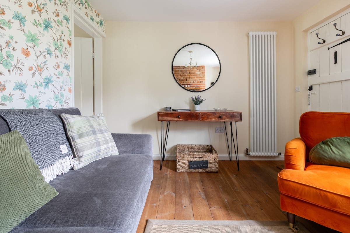 Popular Airbnb listing: Beautiful village cottage in Canterbury