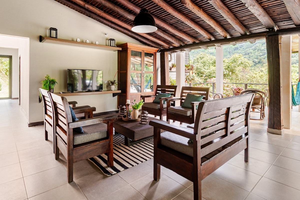4BR Villa in Jardín — photo 1