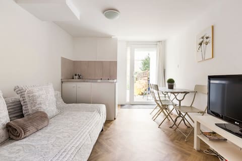 Beautiful apartment near Lille and private parking