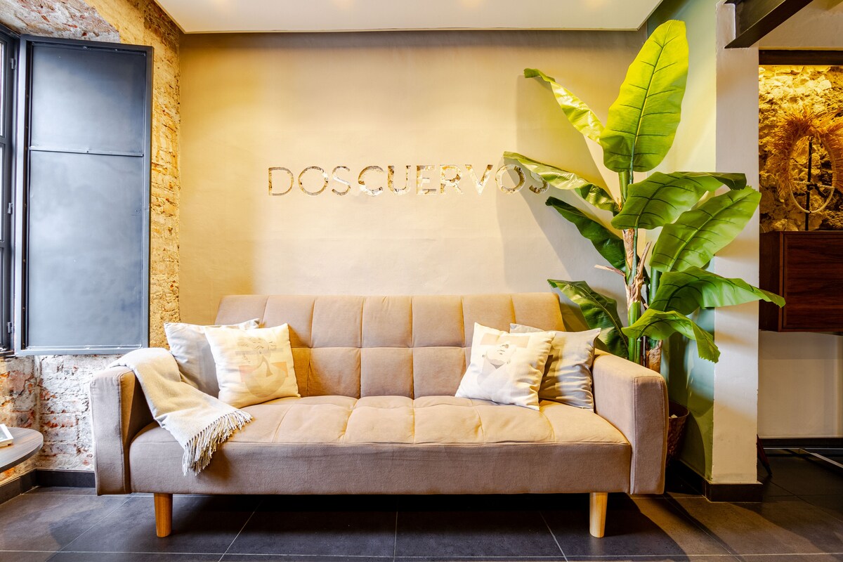 Successful Airbnb property: Superhost · Centro Studio | Casa Dos Cuervos in Centro