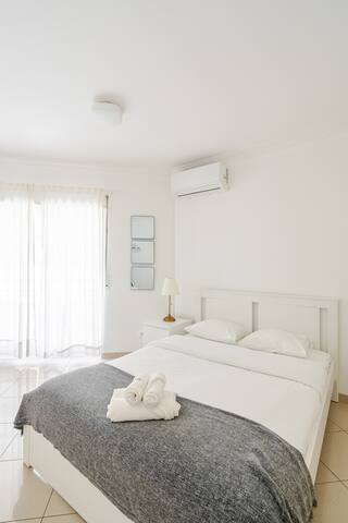 Cascais swiming pool Alvide guest house gallery image 5